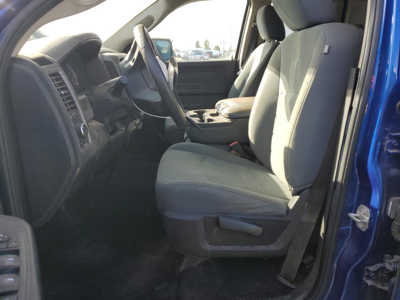 2018 Ram 1500 St VIN: 1C6RR6FG2JS325623 Lot: 90256755