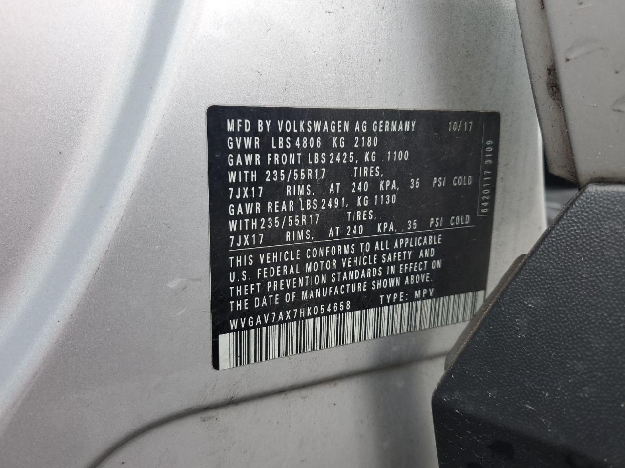 2017 Volkswagen Tiguan S VIN: WVGAV7AX7HK054658 Lot: 82246485