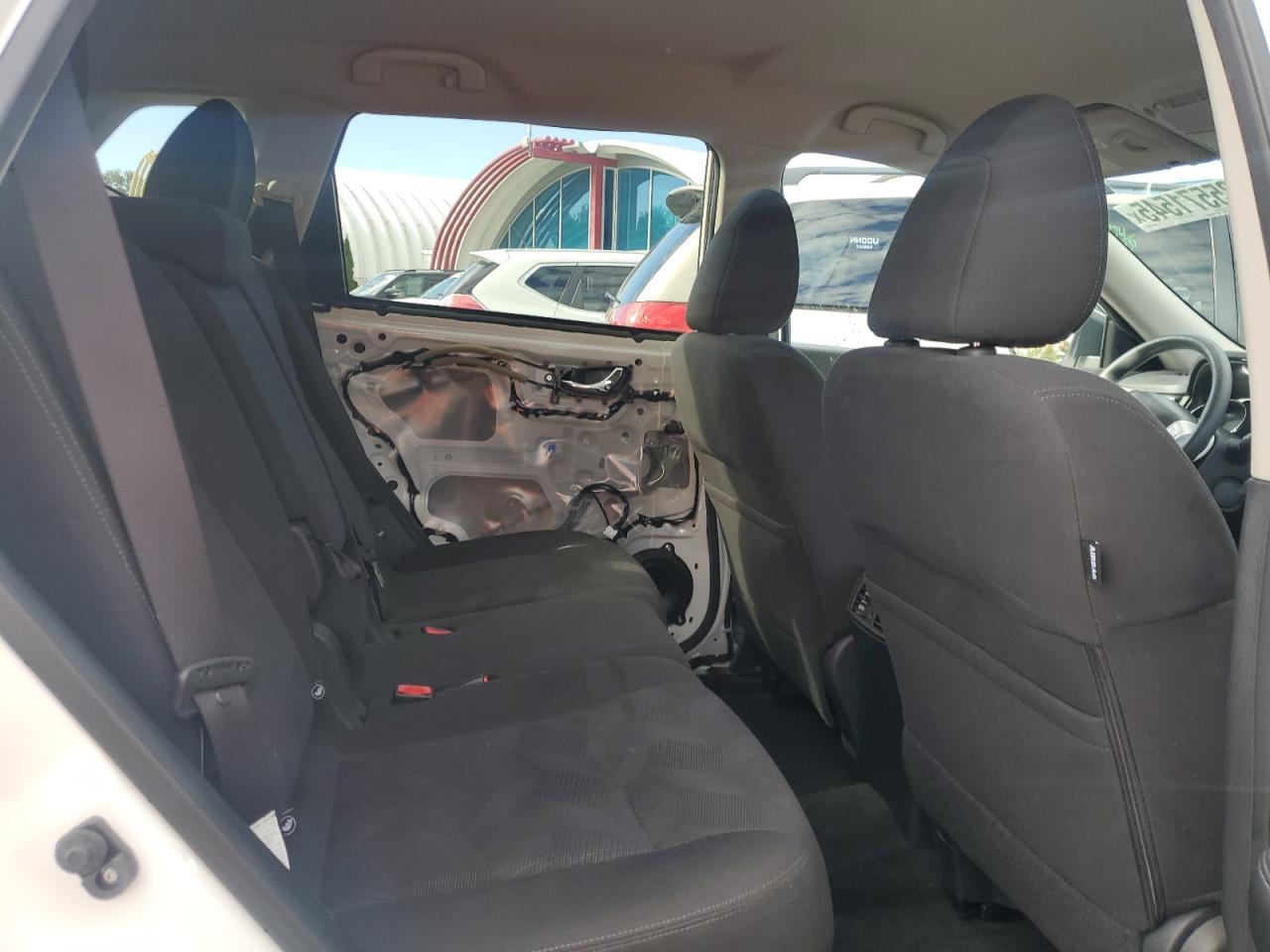 2015 Nissan Rogue S VIN: KNMAT2MVXFP574750 Lot: 85571545