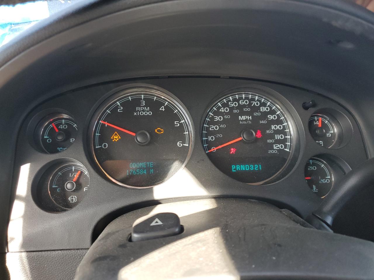 2008 Chevrolet Tahoe K1500 VIN: 1GNFK13008J239843 Lot: 84952575