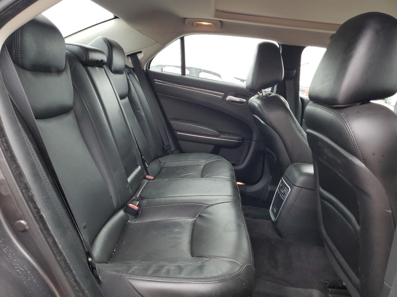 2018 Chrysler 300 Touring VIN: 2C3CCARG3JH144511 Lot: 85514685