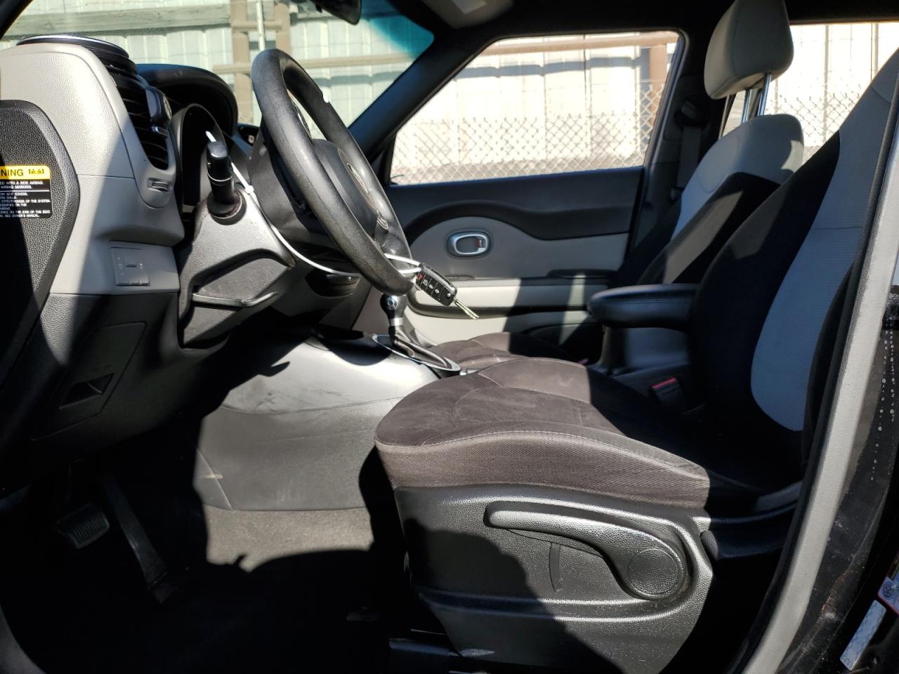 2017 Kia Soul VIN: KNDJN2A27H7492711 Lot: 82292145