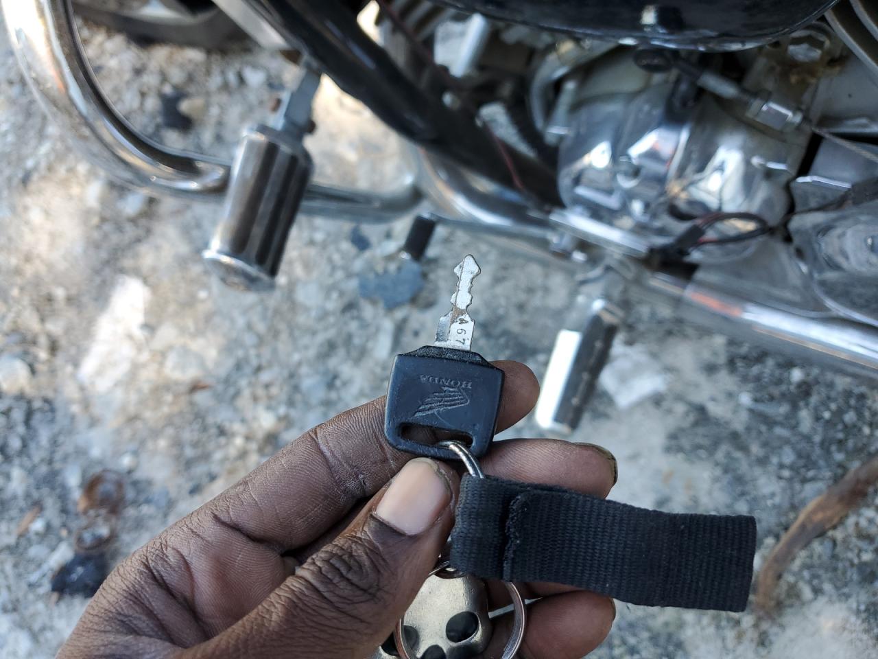 1996 Honda Vf750 Cd VIN: JH2RC433XTM100560 Lot: 86659355