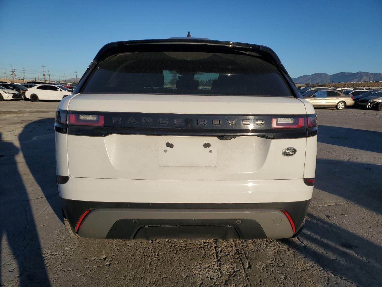 2020 Land Rover Range Rover Velar S VIN: SALYB2EXXLA258144 Lot: 87120405