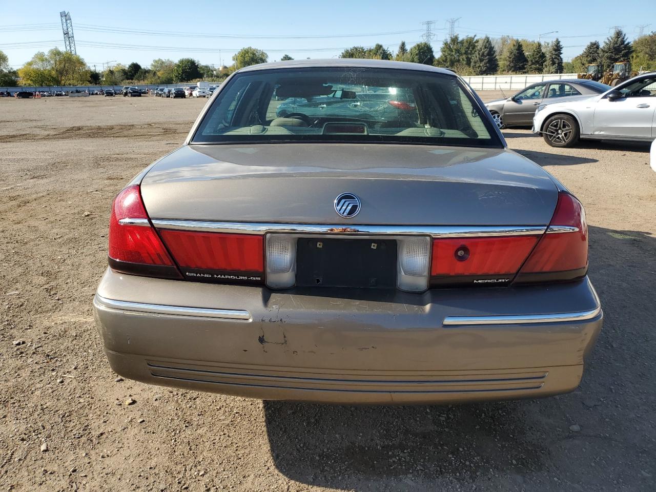 2002 Mercury Grand Marquis Gs VIN: 2MEFM74W72X628727 Lot: 85876915