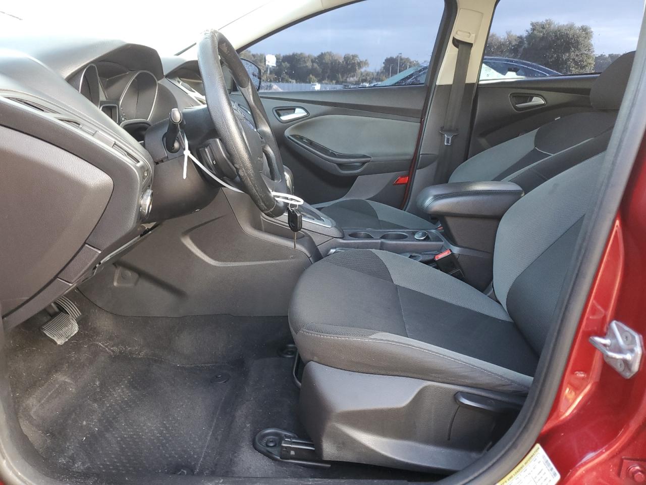 2014 Ford Focus Se VIN: 1FADP3K28EL333846 Lot: 84426065