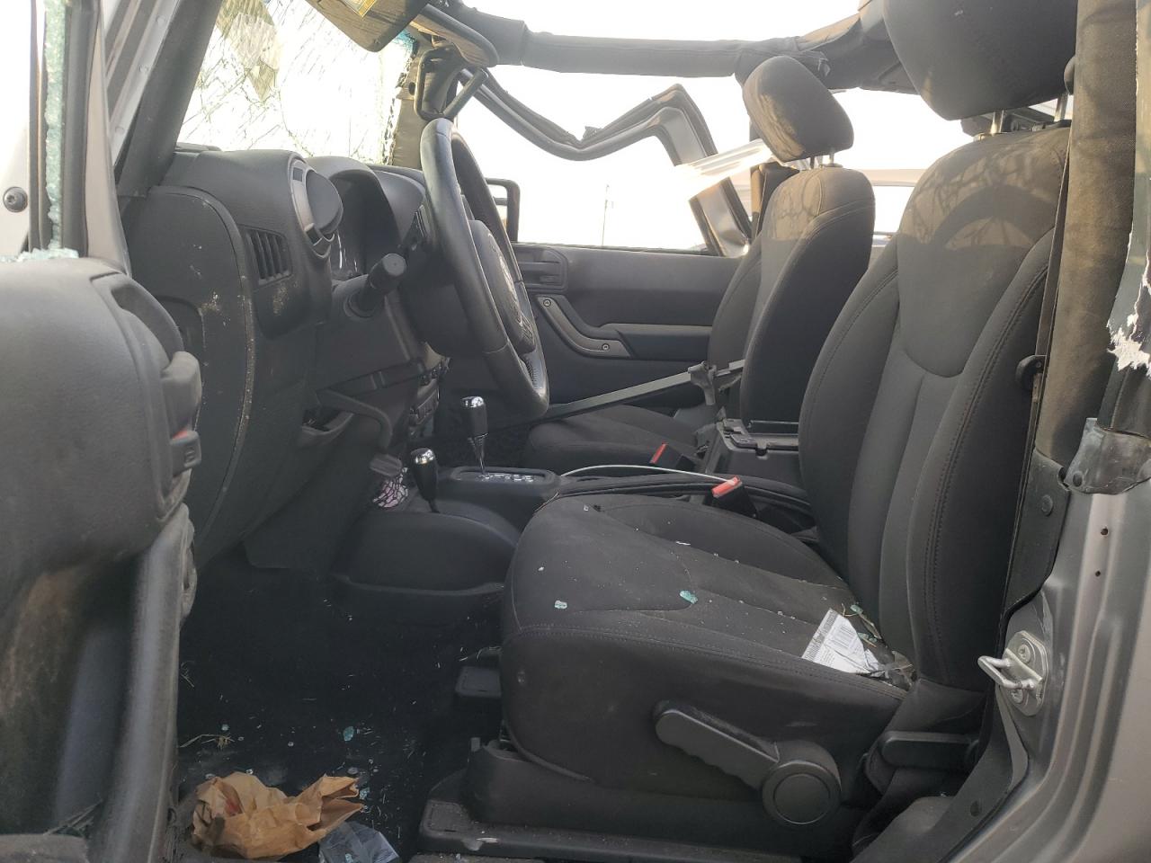 2015 Jeep Wrangler Sport VIN: 1C4AJWAG2FL690339 Lot: 81990305