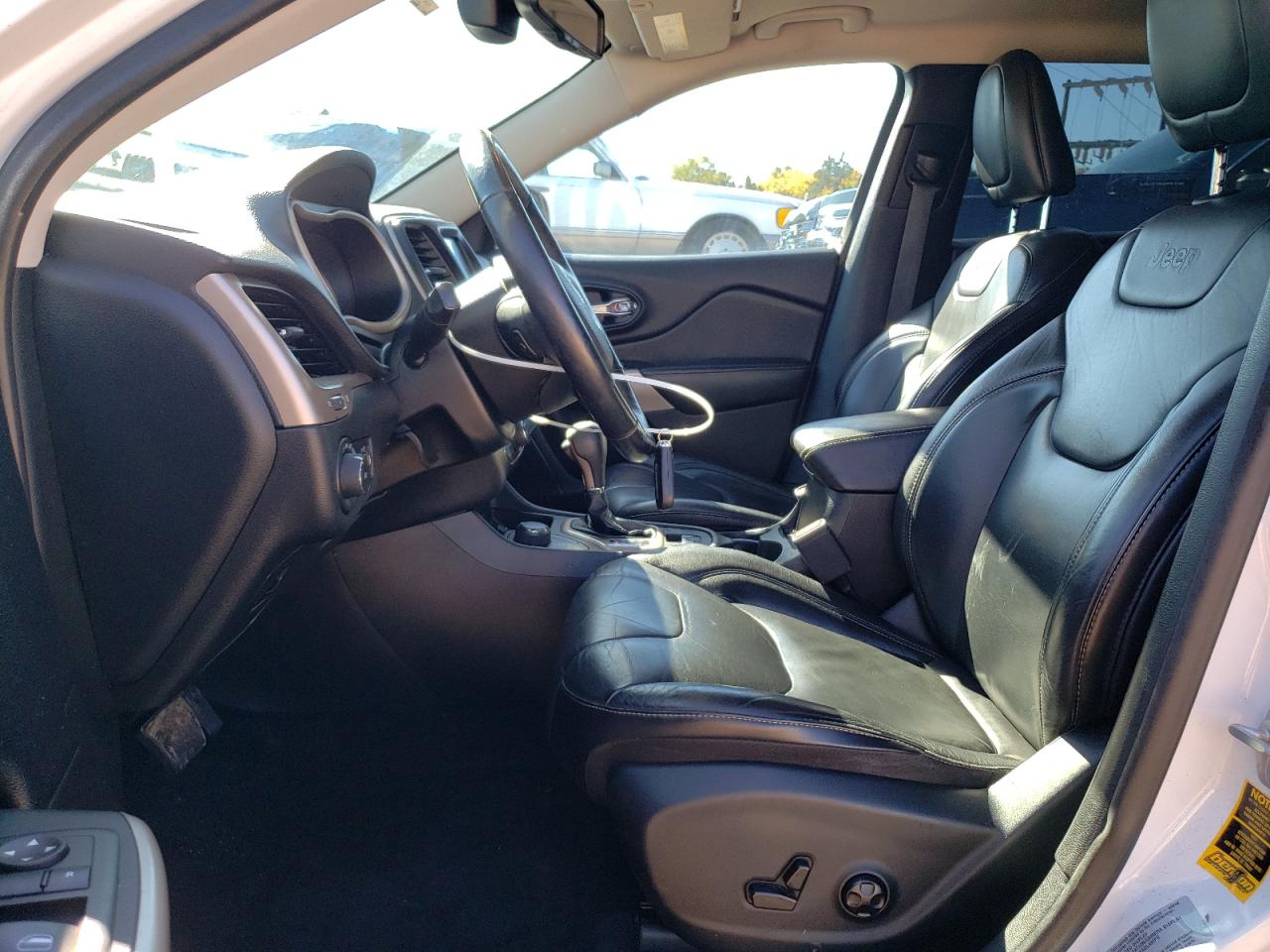 2017 Jeep Cherokee Limited VIN: 1C4PJMDB8HW621980 Lot: 91044445