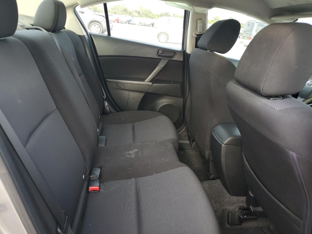 2011 Mazda 3 I VIN: JM1BL1UF6B1401618 Lot: 86308885