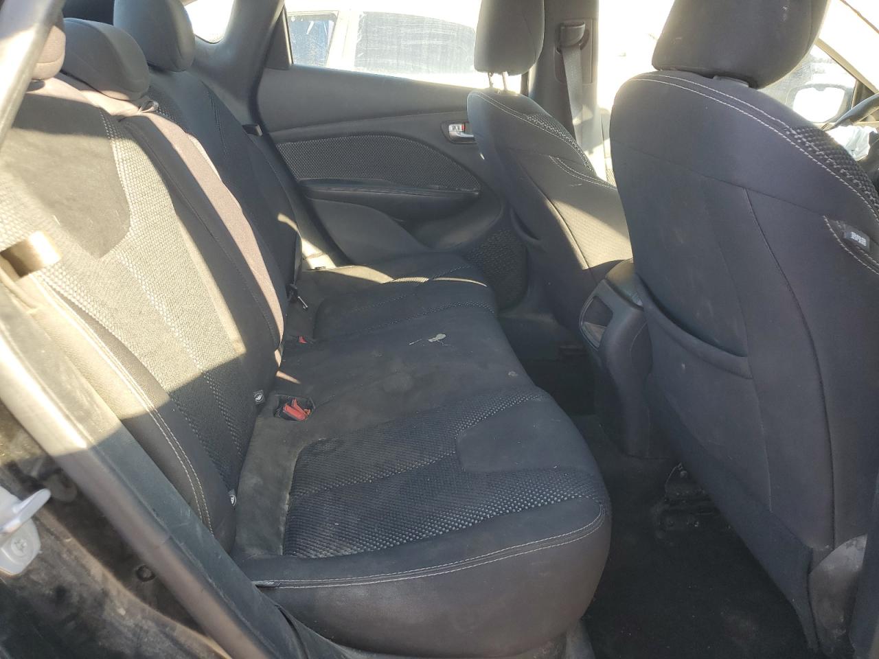 2016 Dodge Dart Sxt VIN: 1C3CDFBBXGD565432 Lot: 91130955