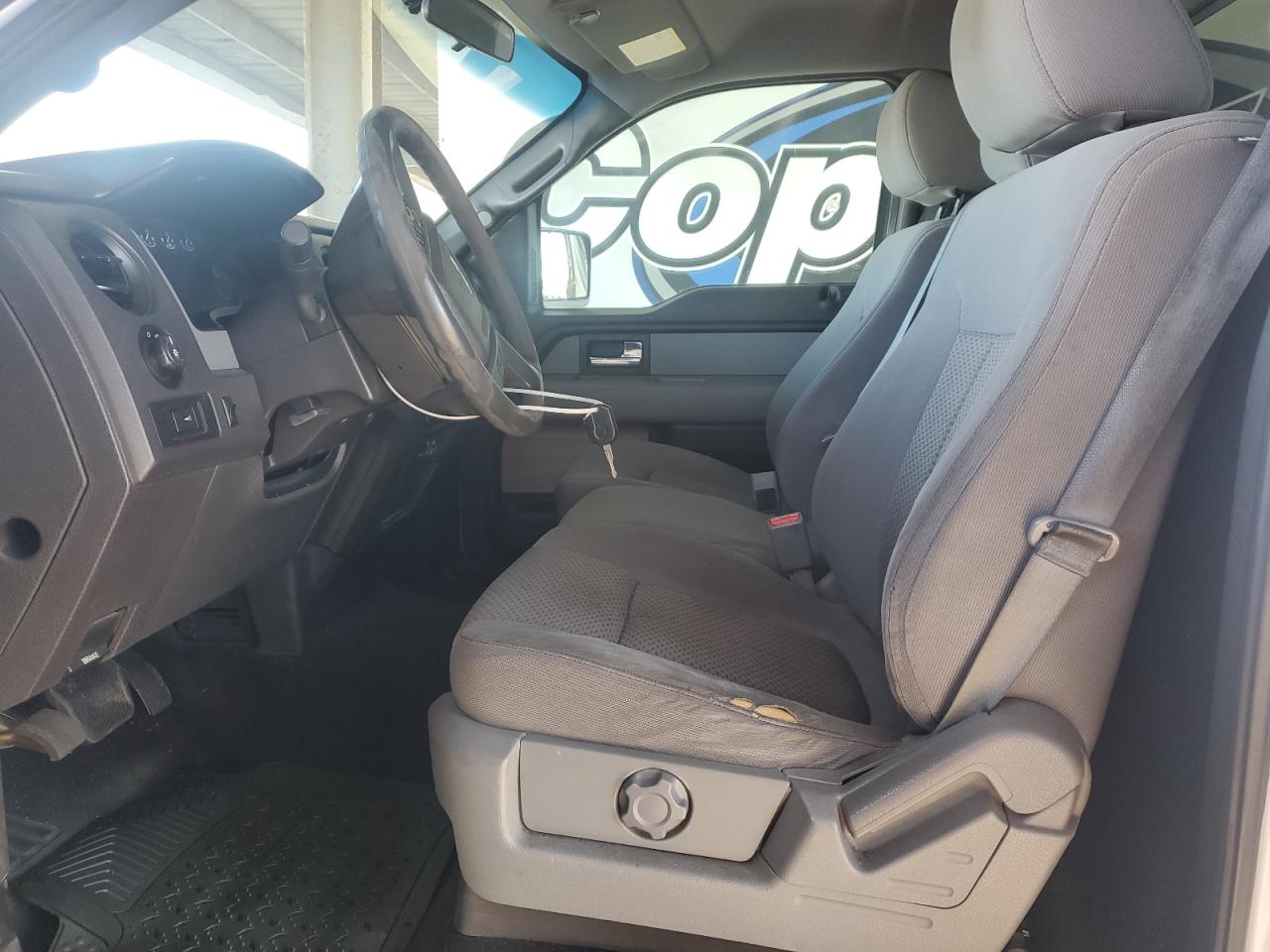 2012 Ford F150 VIN: 1FTMF1CM2CFB58071 Lot: 82664445