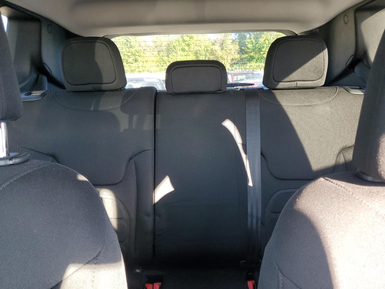 2018 Jeep Renegade Latitude VIN: ZACCJABB5JPH83813 Lot: 86861165
