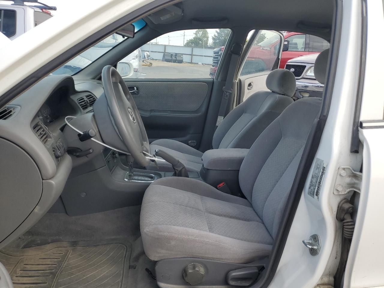 2000 Mazda 626 Es VIN: 1YVGF22C3Y5165341 Lot: 86648655