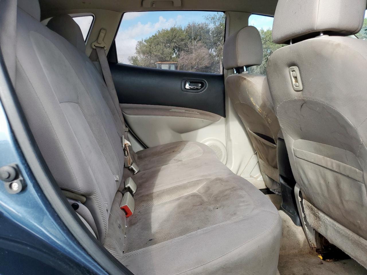 2014 Nissan Rogue Select S VIN: JN8AS5MT0EW608545 Lot: 82264325