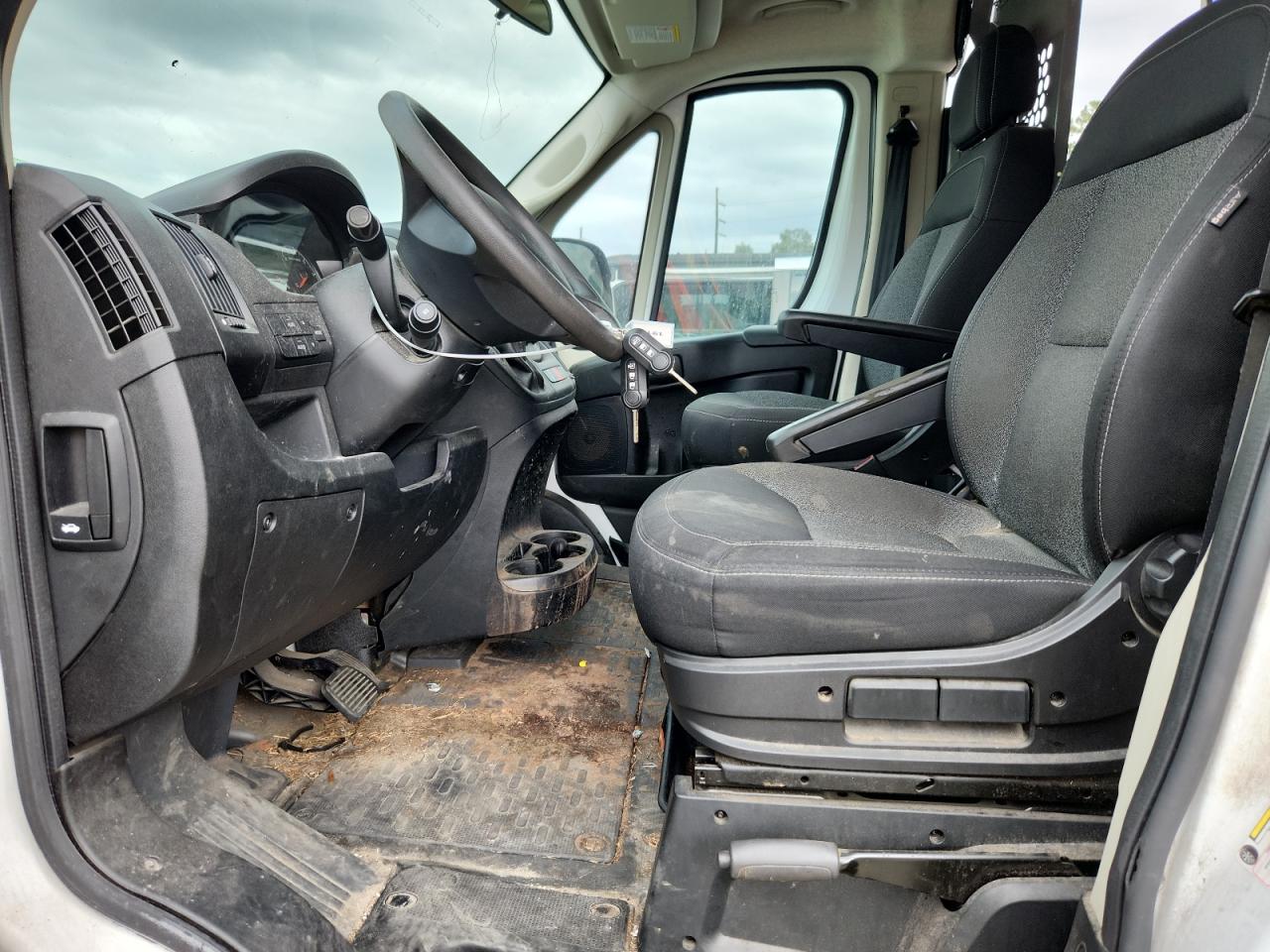 2018 Ram Promaster 2500 2500 High VIN: 3C6TRVDG1JE117478 Lot: 82205255