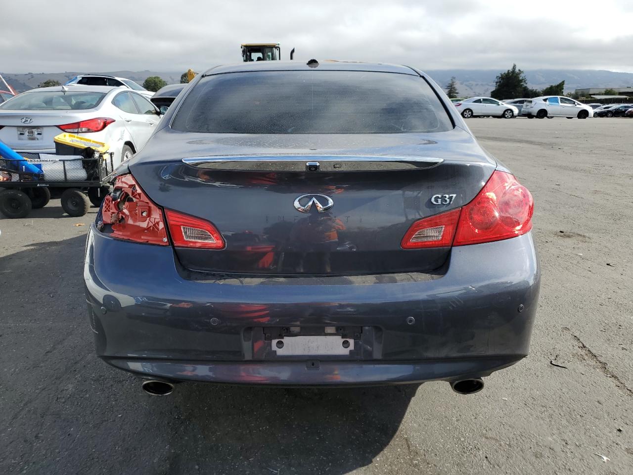 2011 Infiniti G37 Base VIN: JN1CV6AP3BM509981 Lot: 90407315