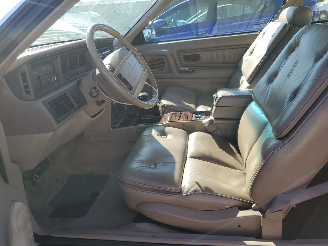 1992 Lincoln Mark Vii Blass VIN: 1LNCM92E8NY692480 Lot: 85546515
