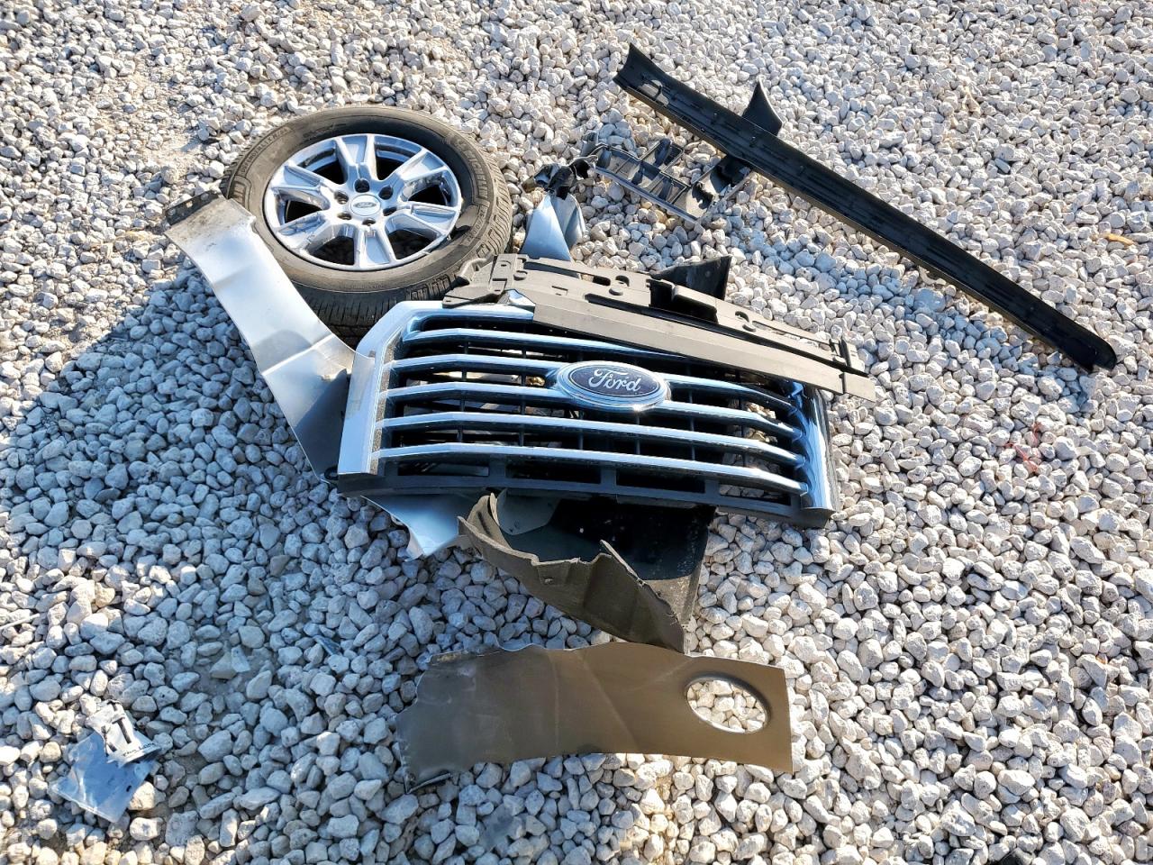 2017 Ford F150 Supercrew VIN: 1FTEW1CP9HKC32812 Lot: 82225955