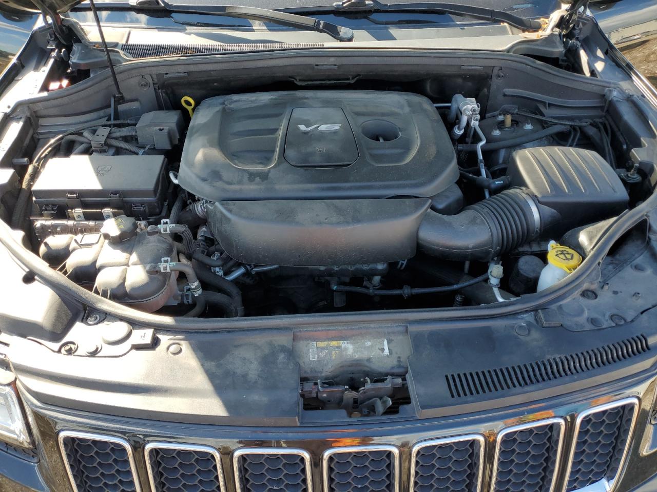 2016 Jeep Grand Cherokee Overland VIN: 1C4RJFCG9GC350025 Lot: 85846655