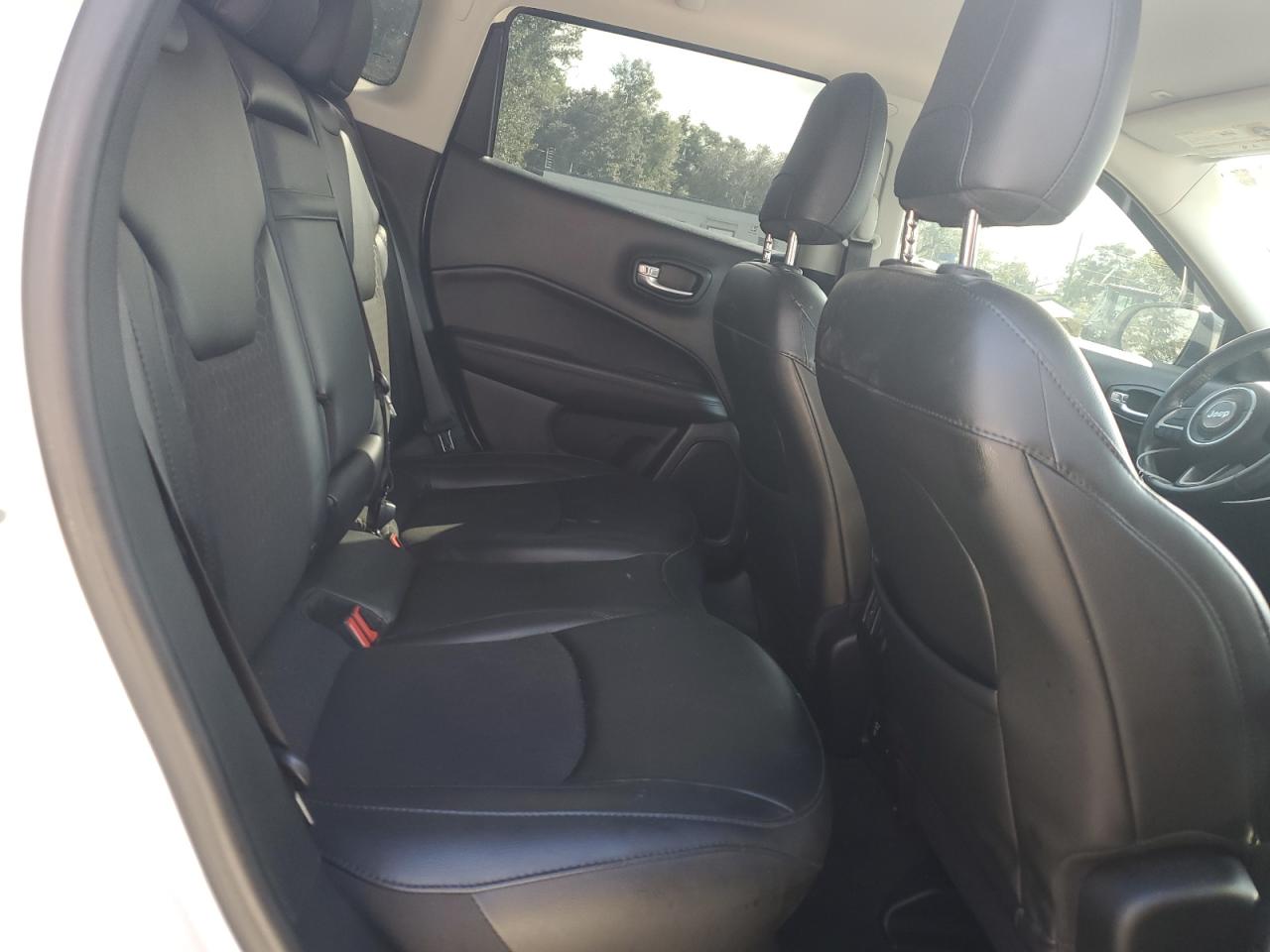 2019 Jeep Compass Latitude VIN: 3C4NJDBBXKT599777 Lot: 89902695