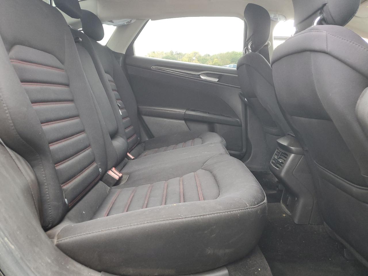 2013 Ford Fusion Se VIN: 3FA6P0HR8DR123775 Lot: 82211545