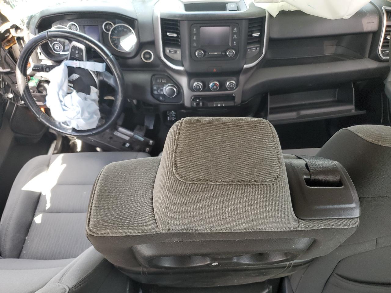 2020 Ram 1500 Big Horn/Lone Star VIN: 1C6SRFFT9LN201297 Lot: 85906795