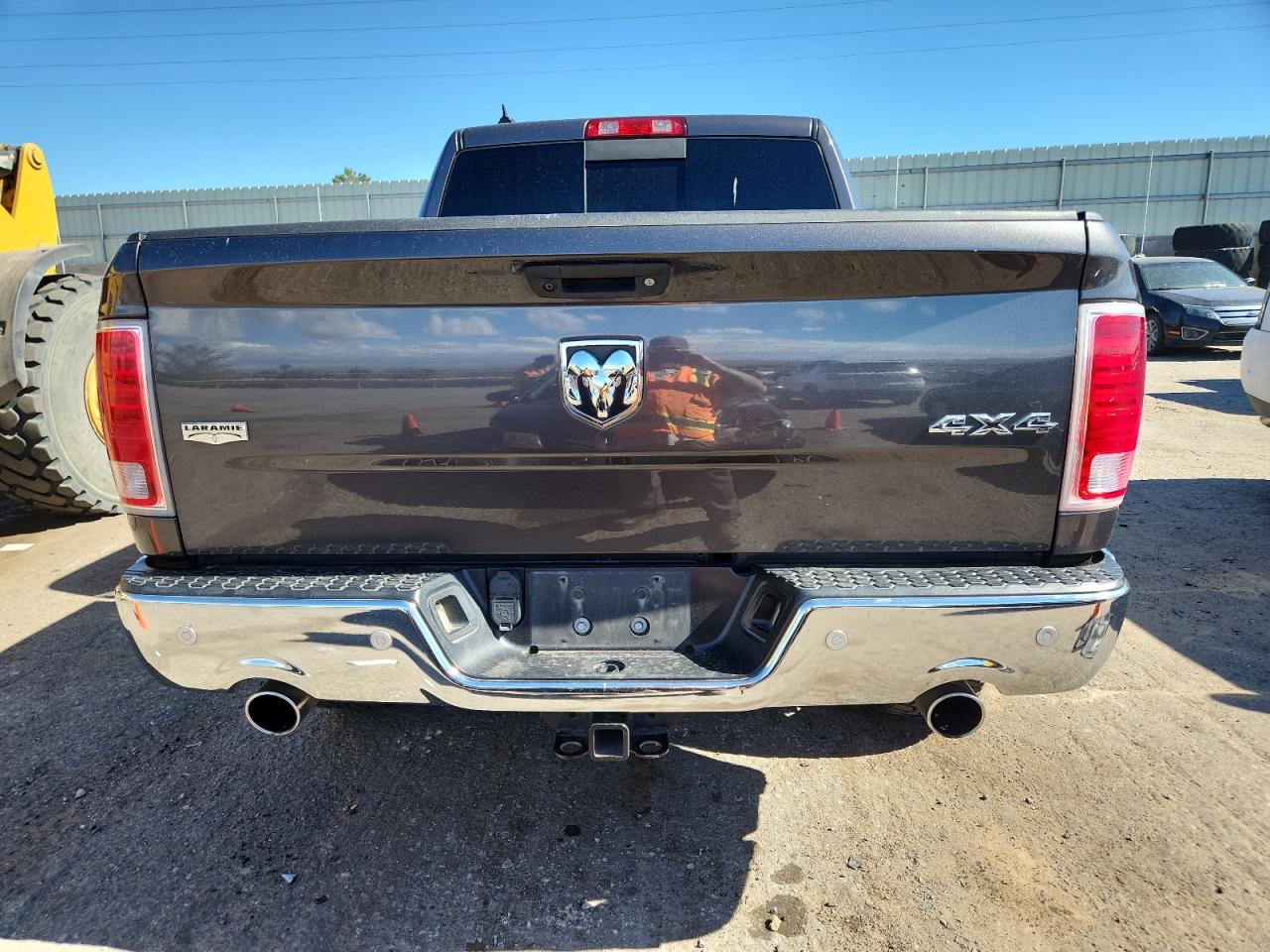 2017 Ram 1500 Laramie VIN: 1C6RR7NT1HS712677 Lot: 90050885