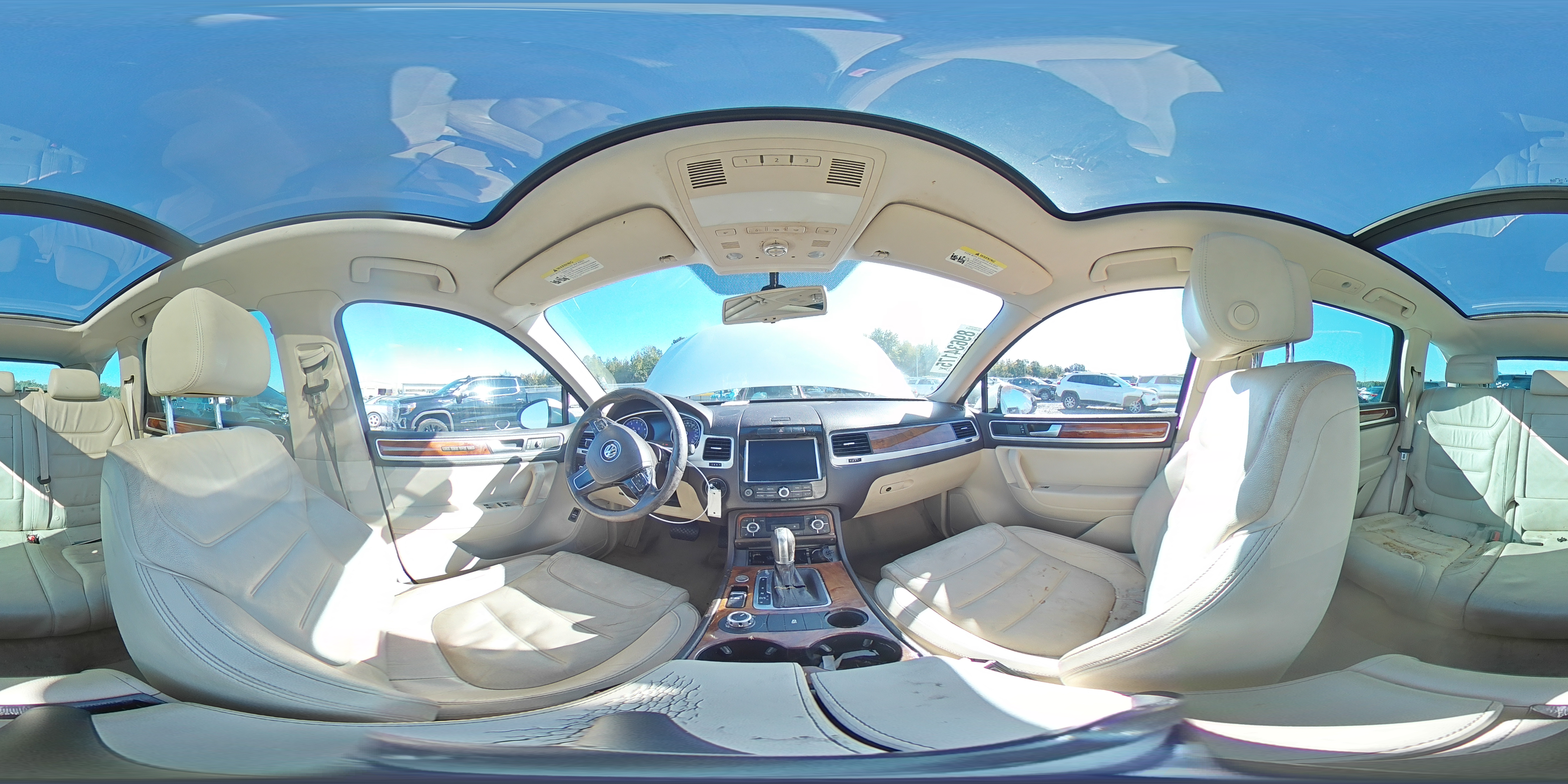 2014 Volkswagen Touareg V6 VIN: WVGEF9BP5ED012093 Lot: 89634175