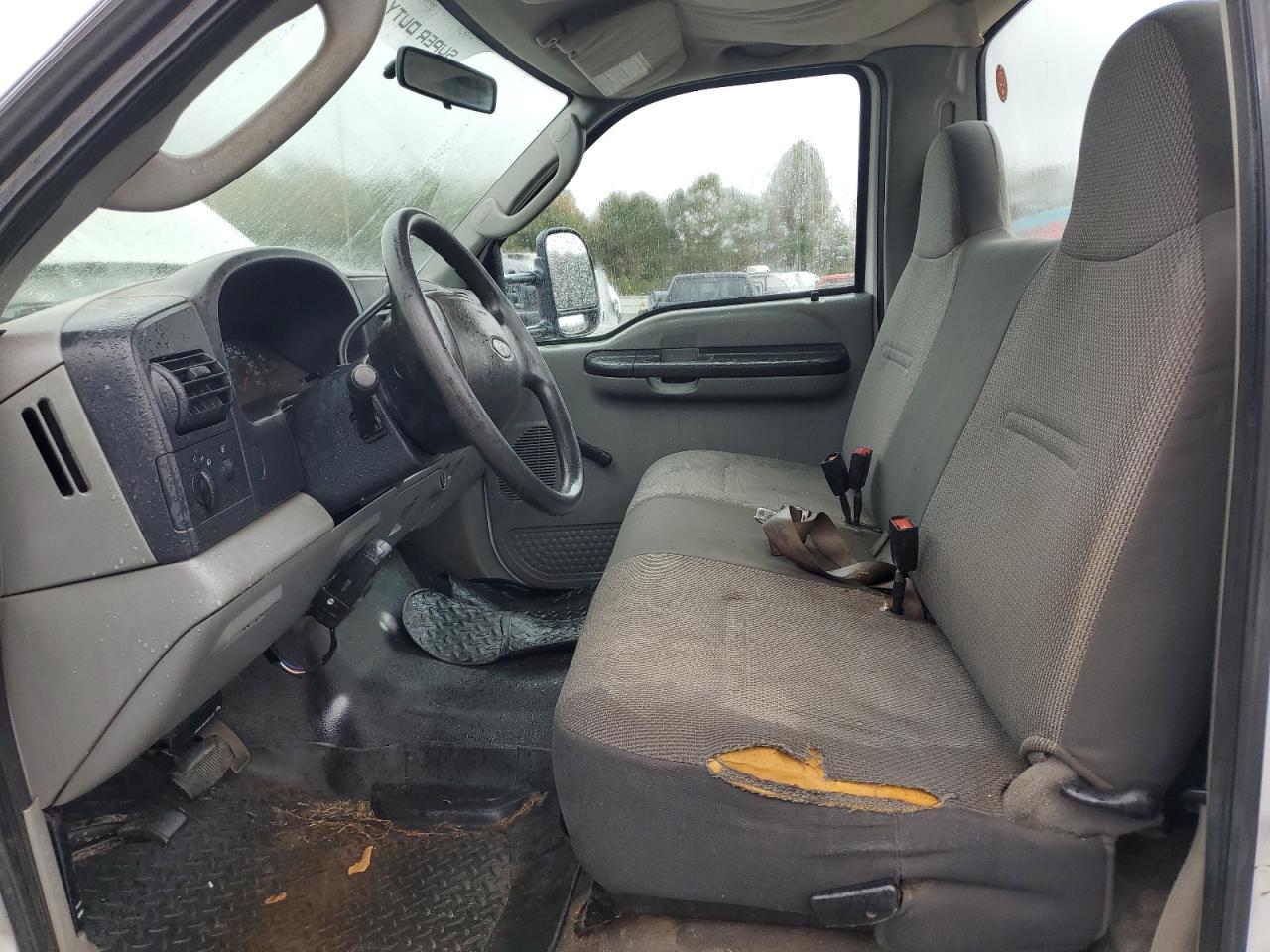 2005 Ford F250 Super Duty VIN: 1FTSF20P05EC58996 Lot: 90008665