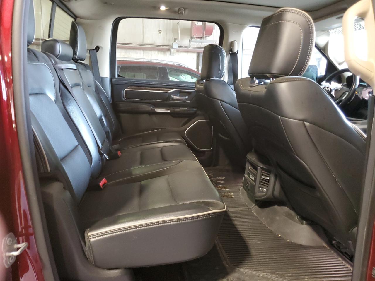 2020 Ram 1500 Laramie VIN: 1C6SRFJT3LN384025 Lot: 82637565