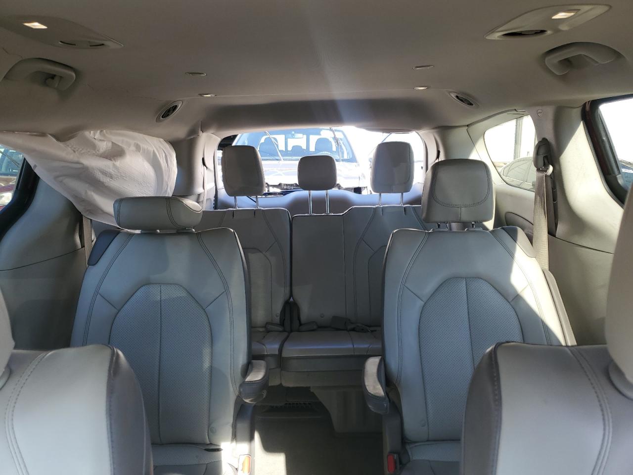 2020 Chrysler Voyager Lxi VIN: 2C4RC1DG9LR163588 Lot: 87480775