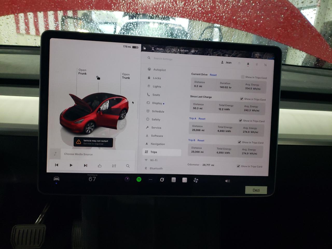 2023 Tesla Model Y VIN: 7SAYGDEE3PF823465 Lot: 90017355