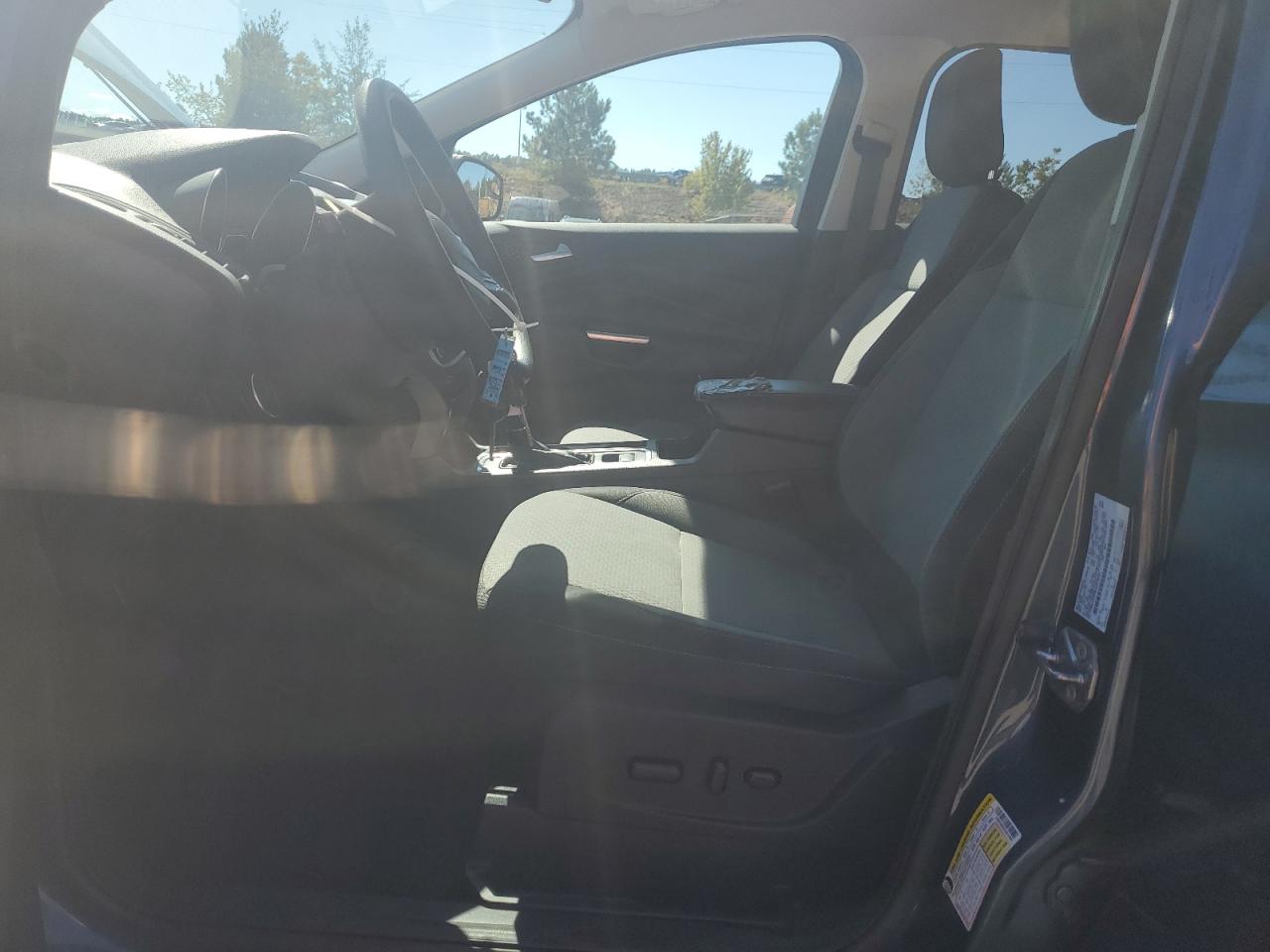 2018 Ford Escape Se VIN: 1FMCU9GD8JUA15690 Lot: 86785945