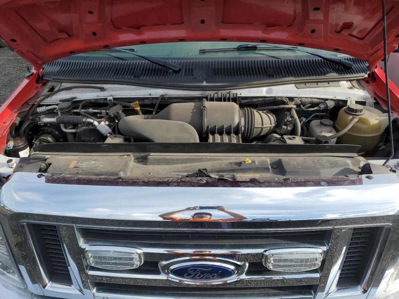 2019 Ford Econoline E450 Super Duty Cutaway Van VIN: 1FDXE4FS3KDC06193 Lot: 84238005