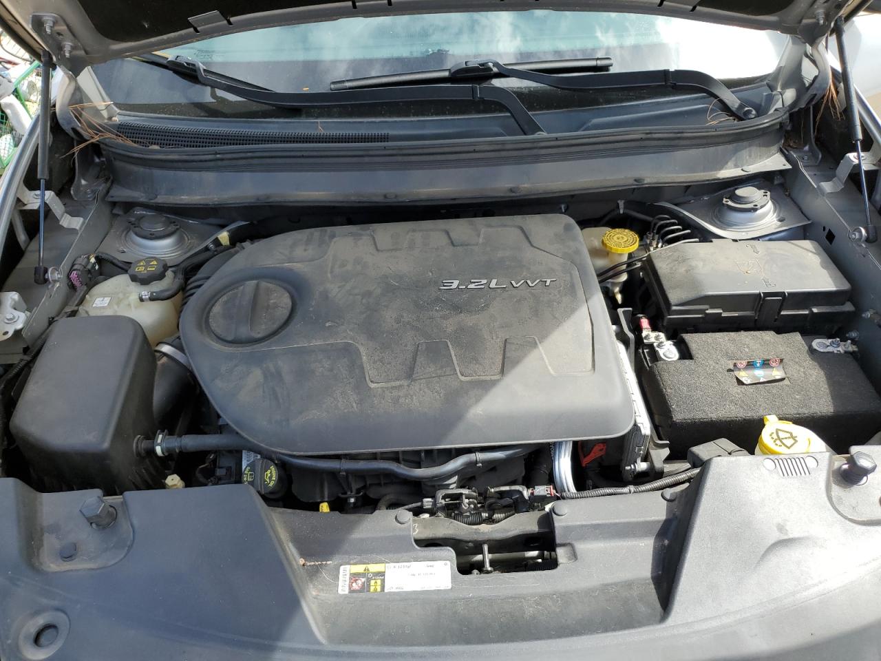 2014 Jeep Cherokee Limited VIN: 1C4PJLDS1EW104011 Lot: 84898675