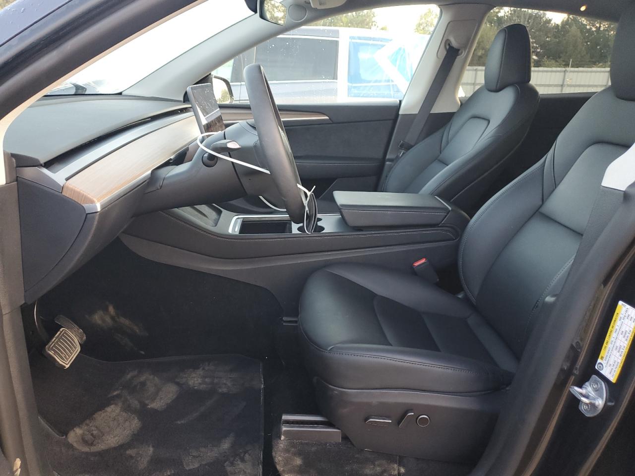 2025 Tesla Model Y VIN: 7SAYGDEE3SF284127 Lot: 86219165