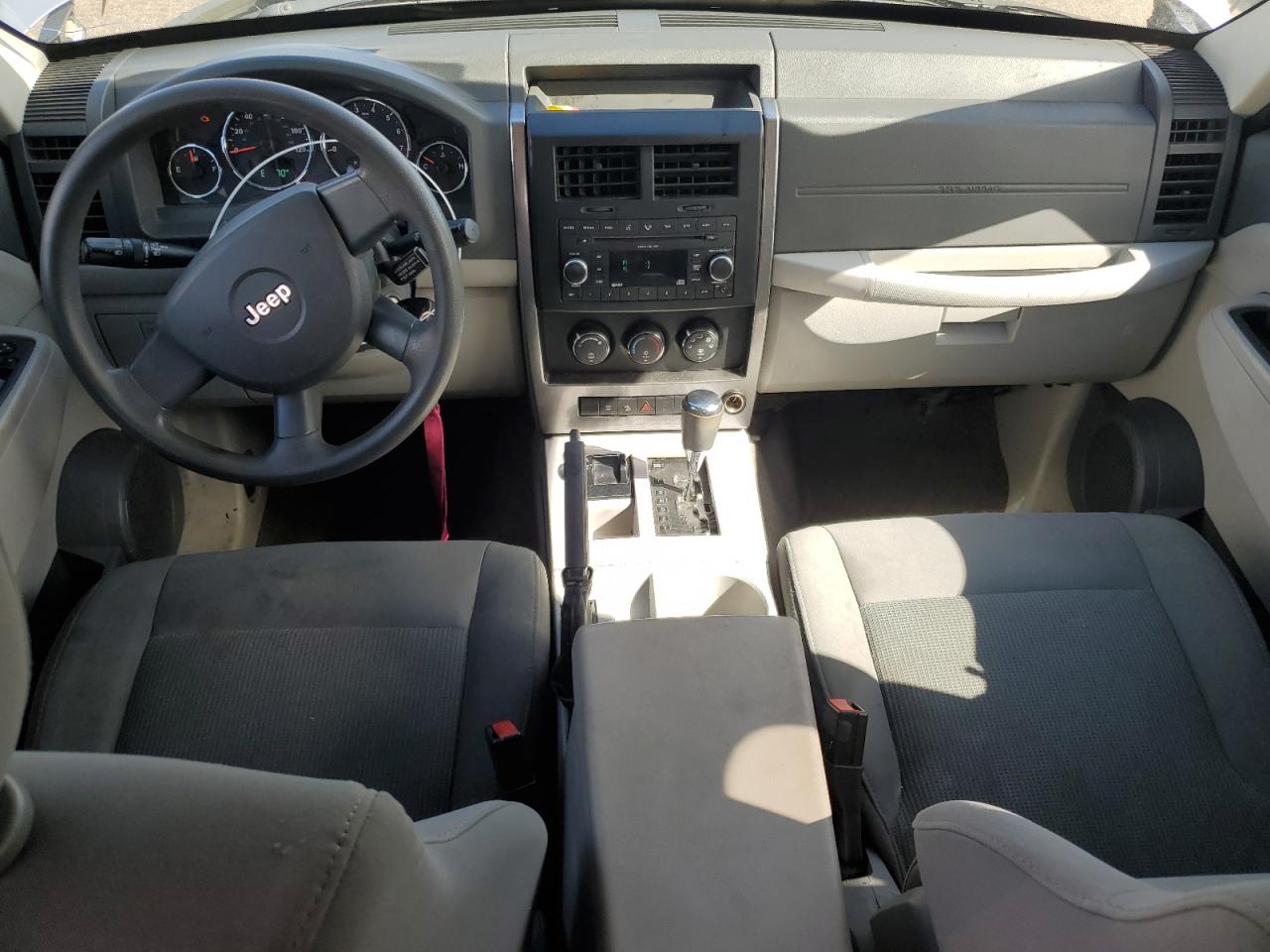 2008 Jeep Liberty Sport VIN: 1J8GN28K28W186014 Lot: 85560815