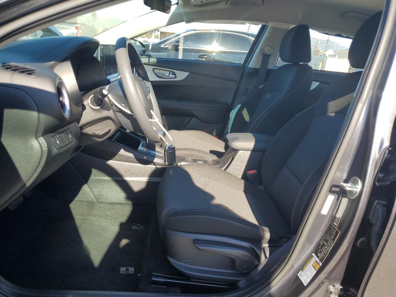 2023 Kia Forte Lx VIN: 3KPF24AD4PE565883 Lot: 90852465