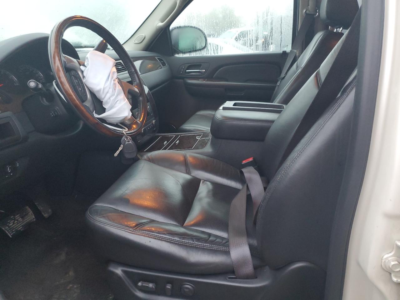 2009 GMC Yukon Denali VIN: 1GKFK03209R300541 Lot: 82566255