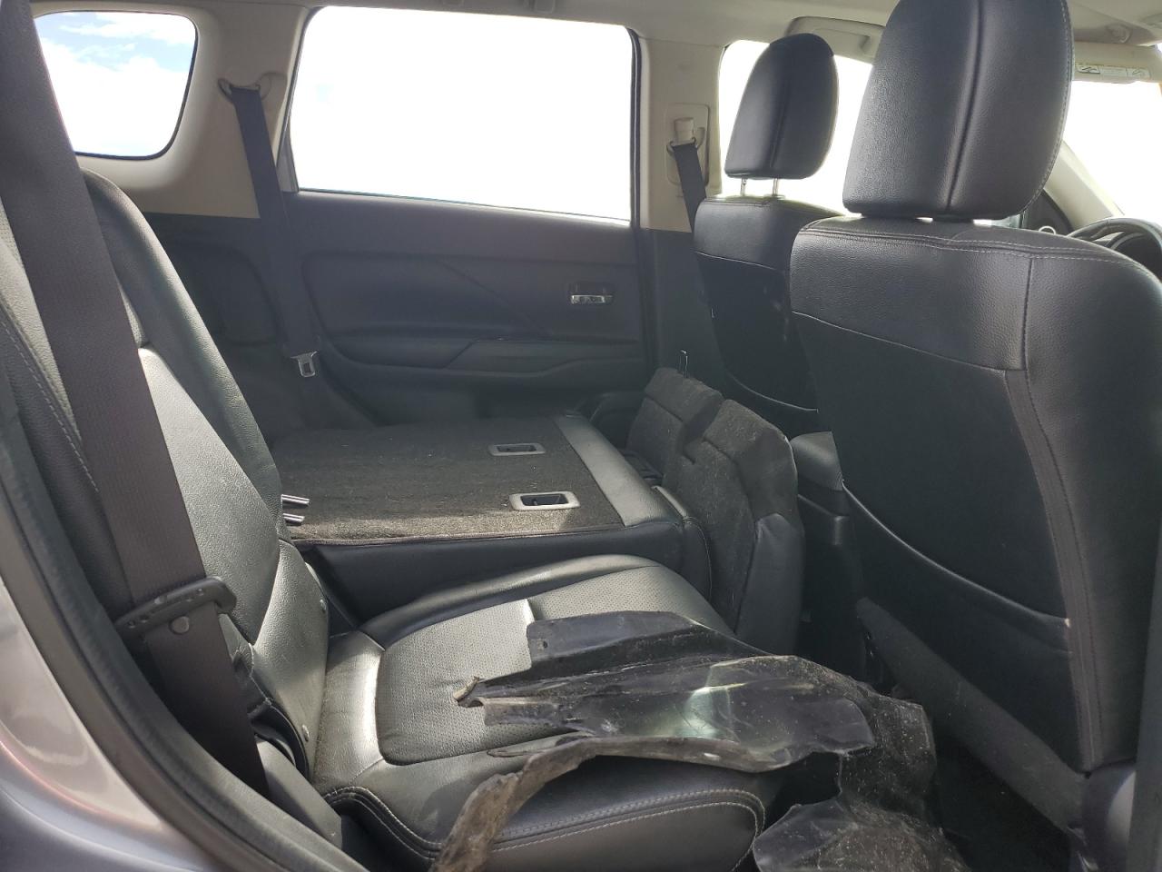 2016 Mitsubishi Outlander VIN: JA4AD3A3XGZ001210 Lot: 84619635