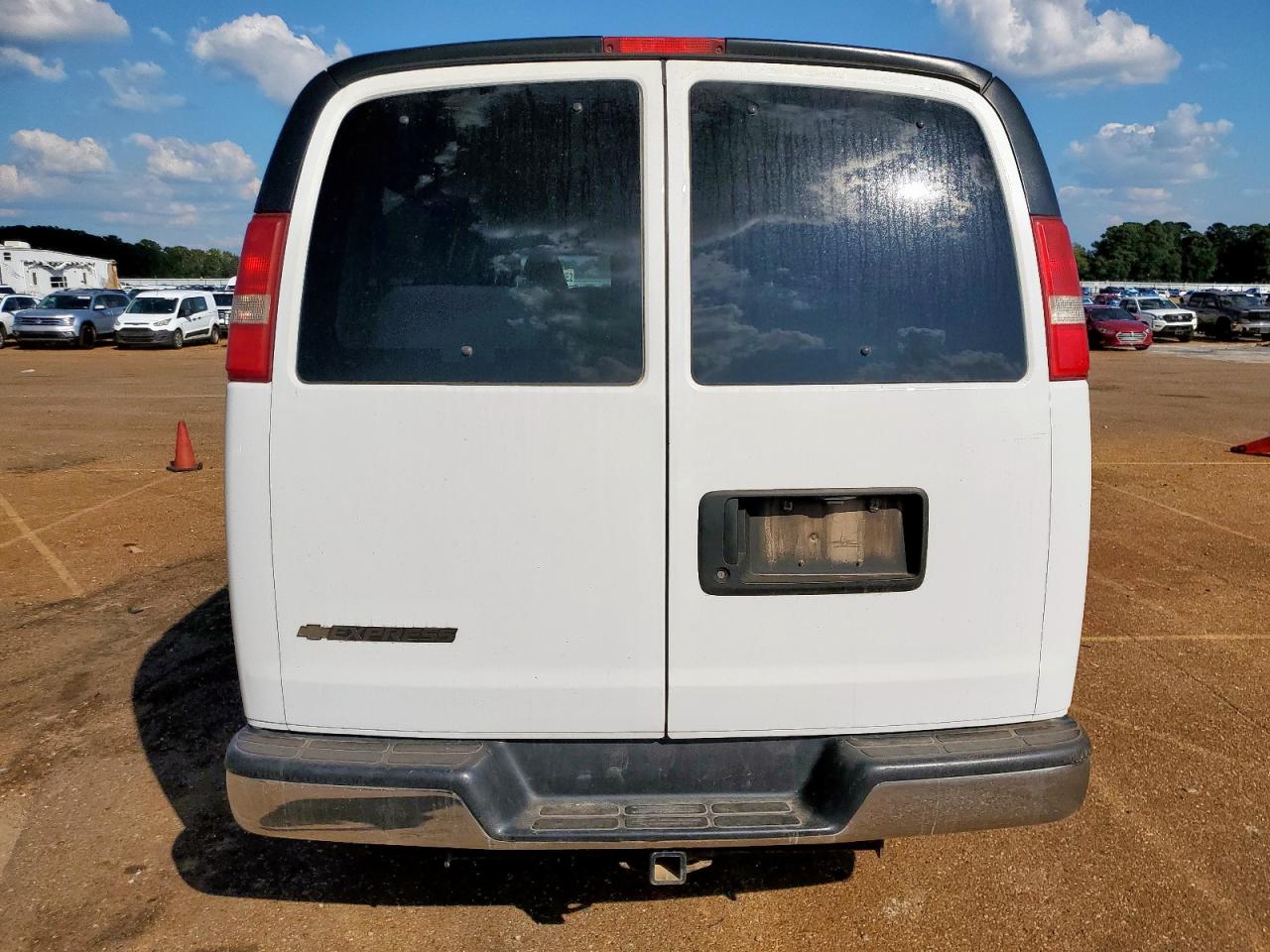 2017 Chevrolet Express G3500 Lt VIN: 1GAZGPFG7H1341880 Lot: 81974405