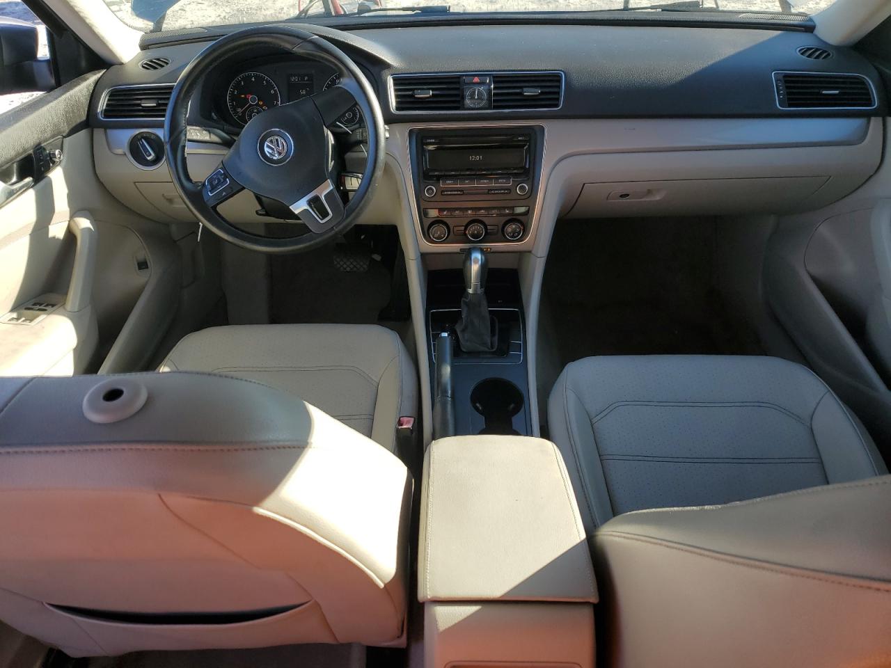 2015 Volkswagen Passat S VIN: 1VWAS7A3XFC007557 Lot: 87121355