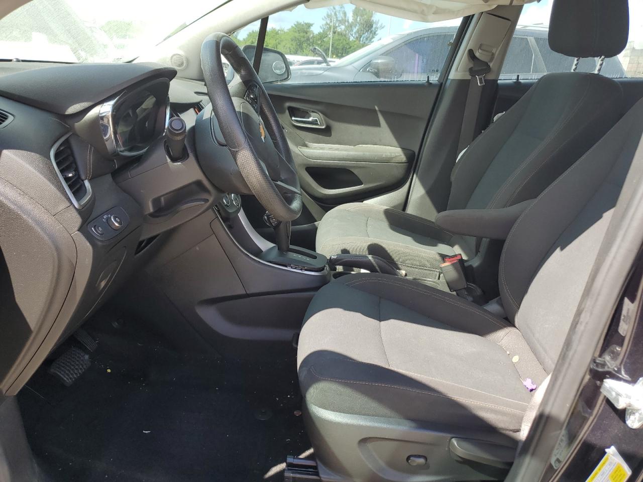 2021 Chevrolet Trax Ls VIN: KL7CJKSB8MB315334 Lot: 84699045