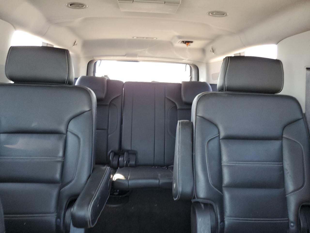 2017 GMC Yukon Xl Denali VIN: 1GKS1HKJ2HR307062 Lot: 89693685