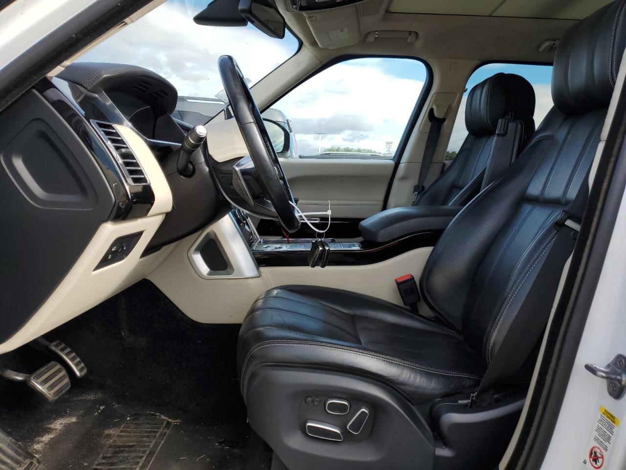 2015 Land Rover Range Rover Autobiography VIN: SALGV2TF7FA239682 Lot: 90618595