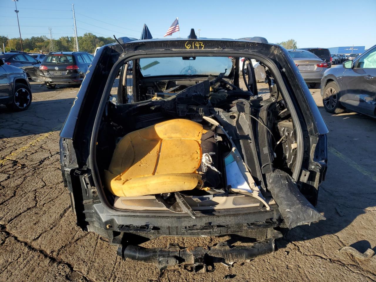 2019 Jeep Grand Cherokee Overland VIN: 1C4RJFCT9KC806143 Lot: 82298585