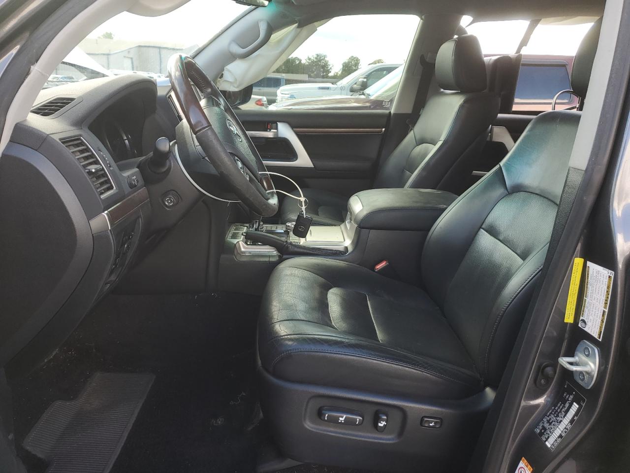 2017 Toyota Land Cruiser VIN: JTMCY7AJ2H4059674 Lot: 87092035