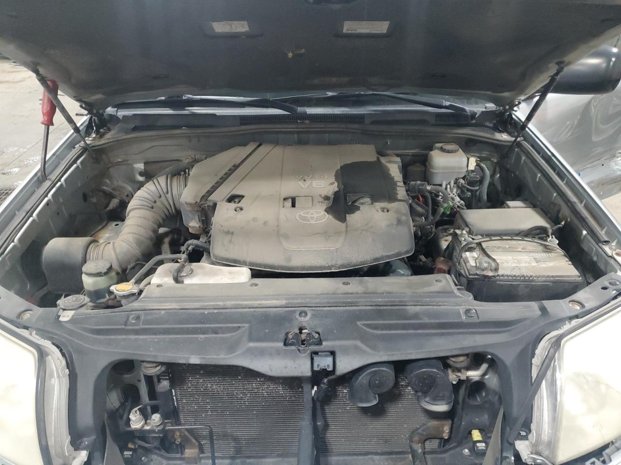 2005 Toyota 4Runner Sr5 VIN: JTEBU14R550068938 Lot: 84626075