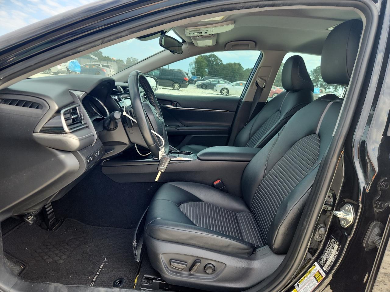 2019 Toyota Camry L VIN: 4T1B11HK4KU163582 Lot: 82344375