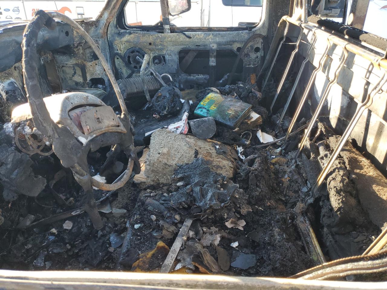 1994 Ford F350 Super Duty Flatbed Truck VIN: 1FTHF36F8RNB82402 Lot: 90617075